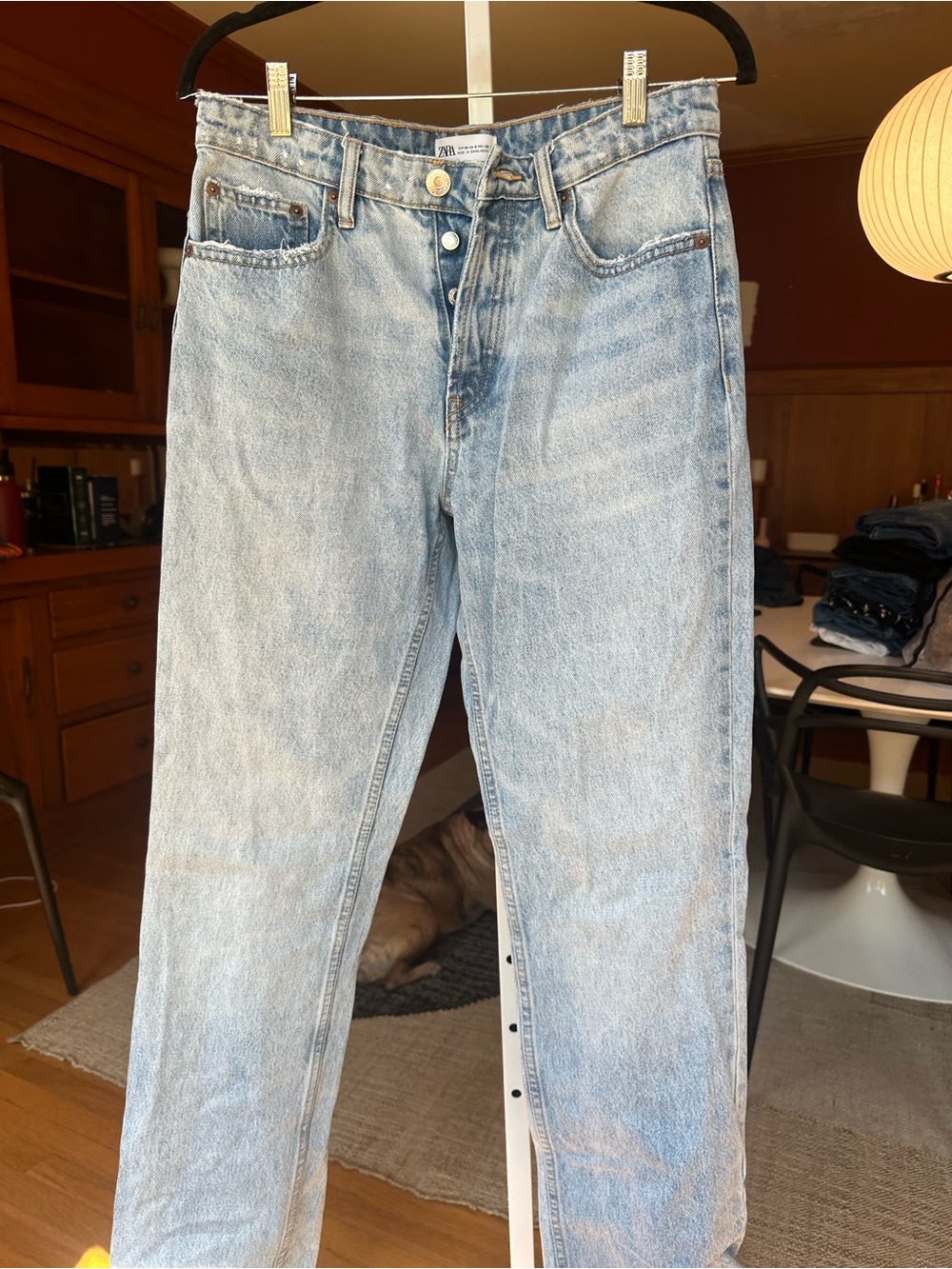 Zara Women's Straight Leg Jeans in Light Blue Wash